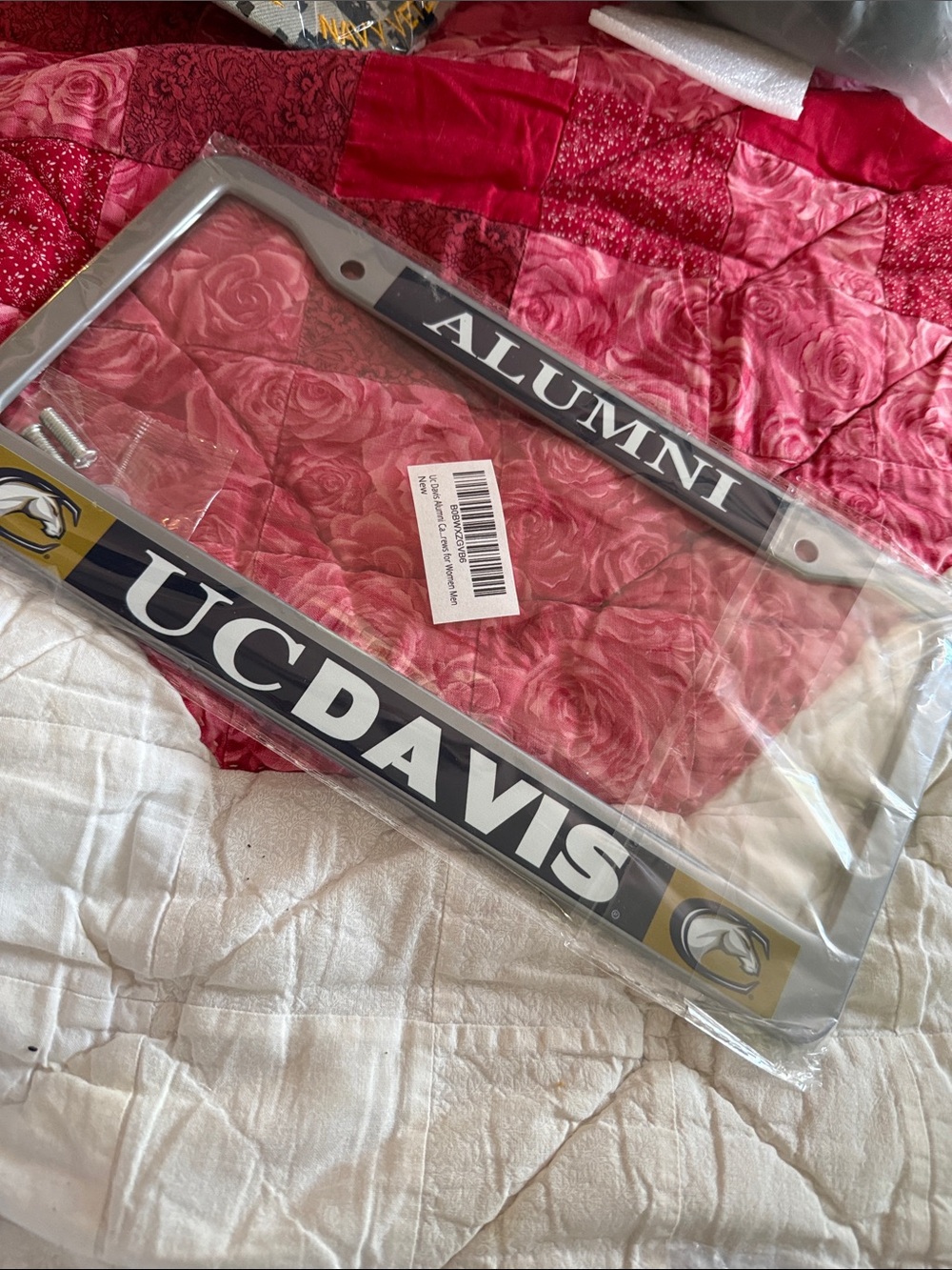 NWT UC Davis Alumni License Plate Metal Frame - Navy & Gold